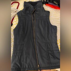 Black Columbia vest